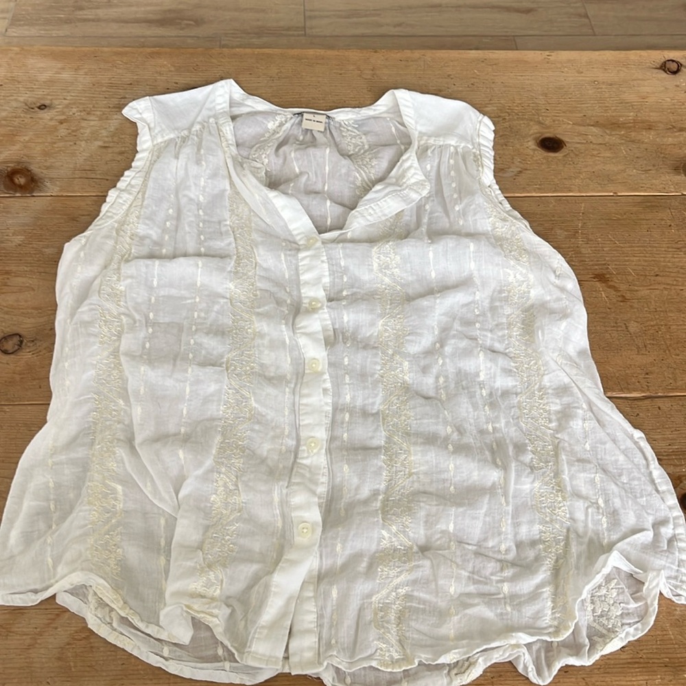 Lucky Brand Live in love off white sleevless too. Button down.